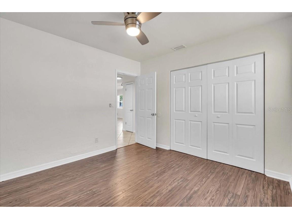 8793 113th Street Seminole FL 33772 TB8447578 image21