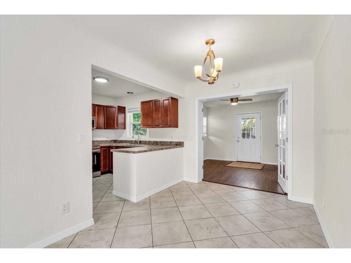 8793 113th Street Seminole FL 33772 TB8447578 image9