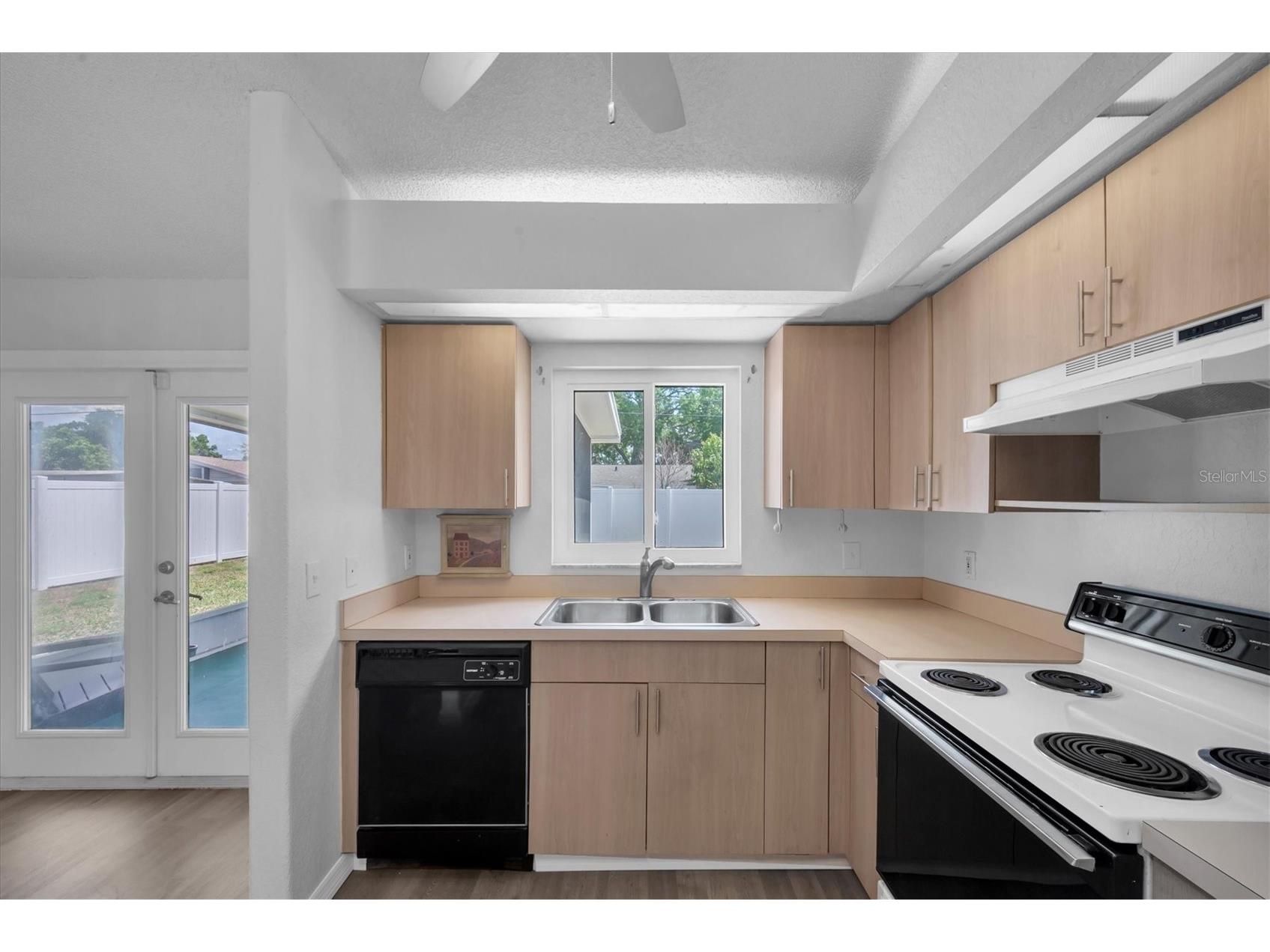 8793 58th Street N Pinellas Park FL 33782 TB8493570 image14