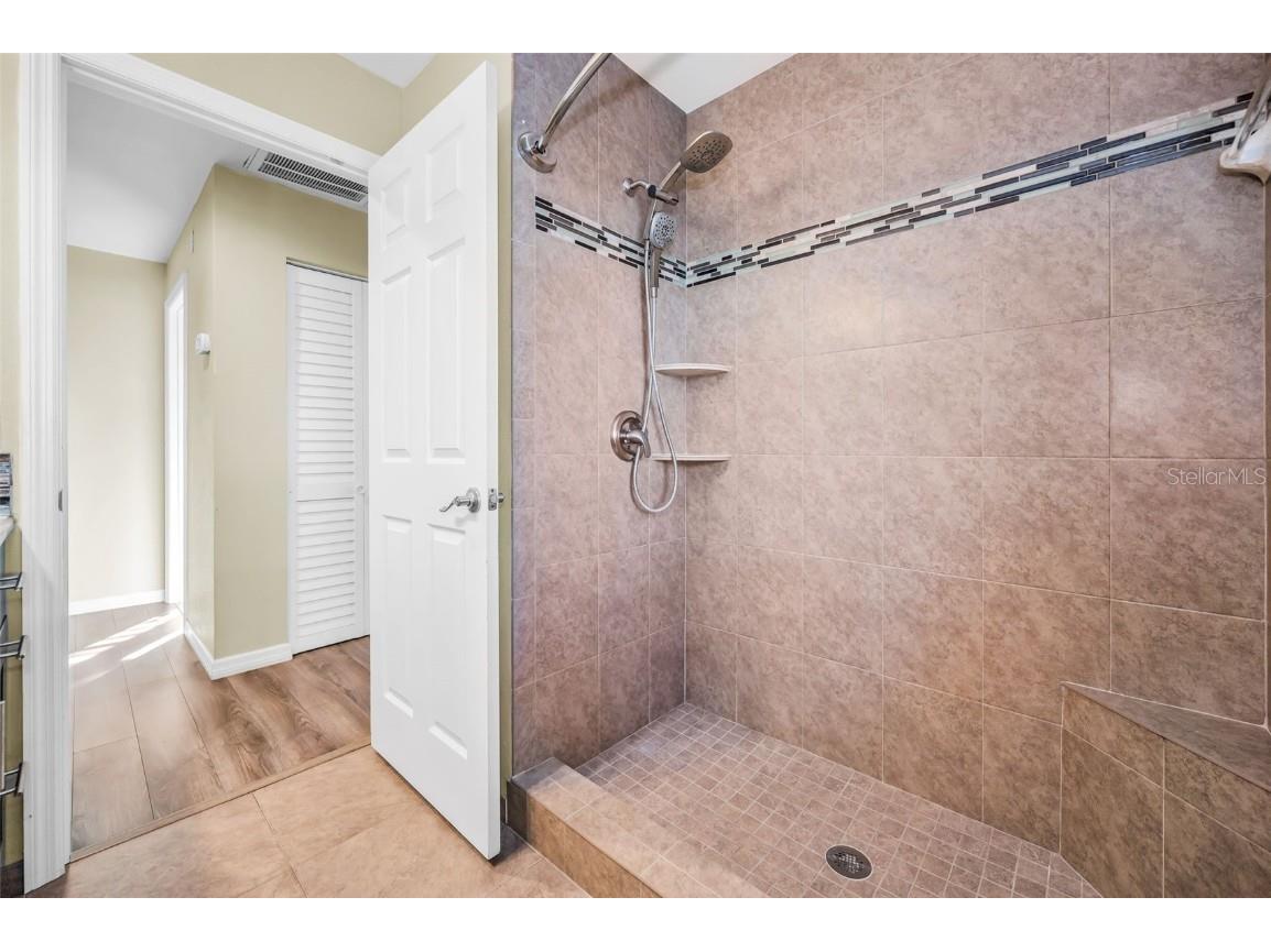 8793 Merrimoor Boulevard E Seminole FL 33777 TB8441756 image16