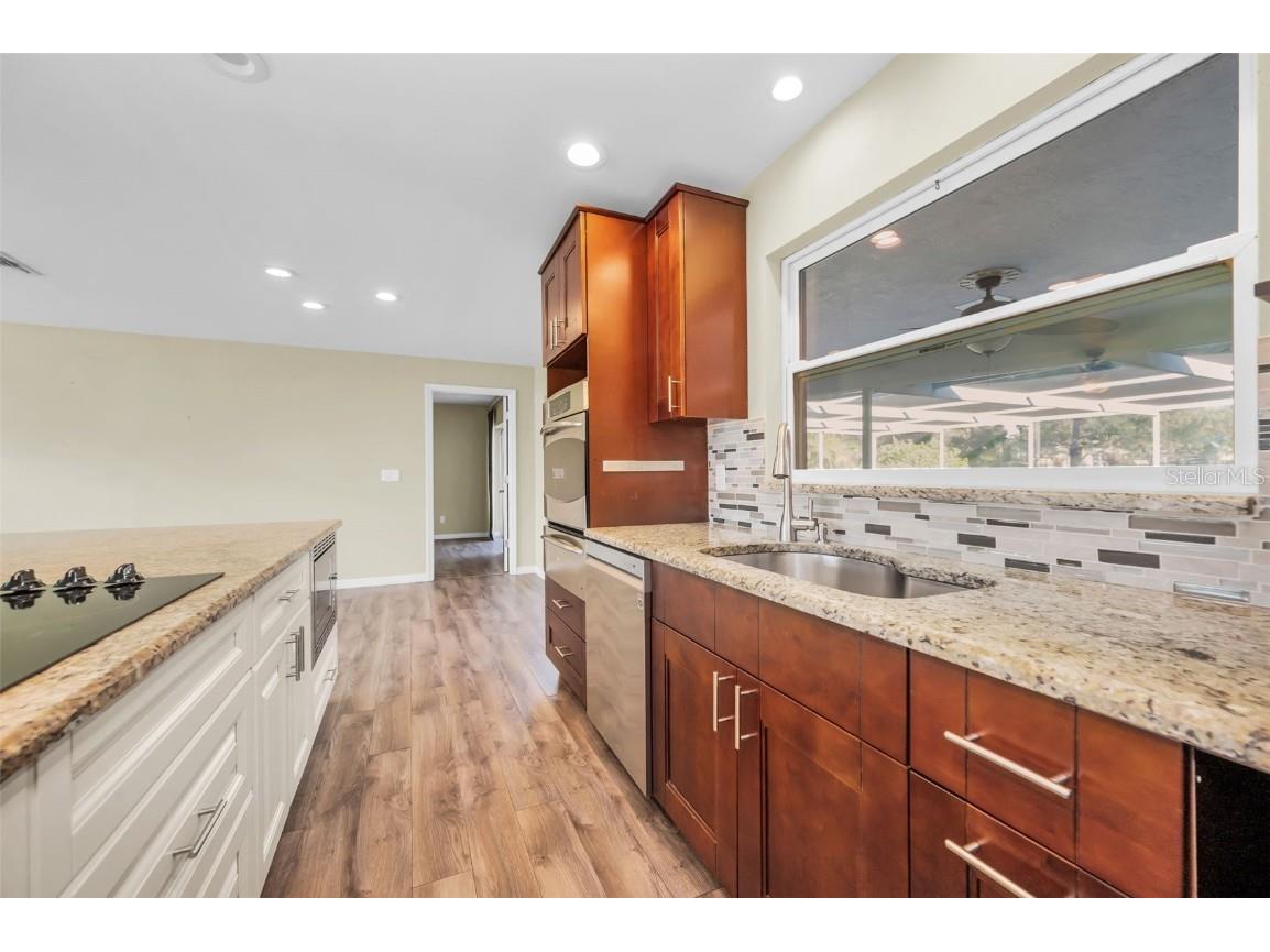 8793 Merrimoor Boulevard E Seminole FL 33777 TB8441756 image7