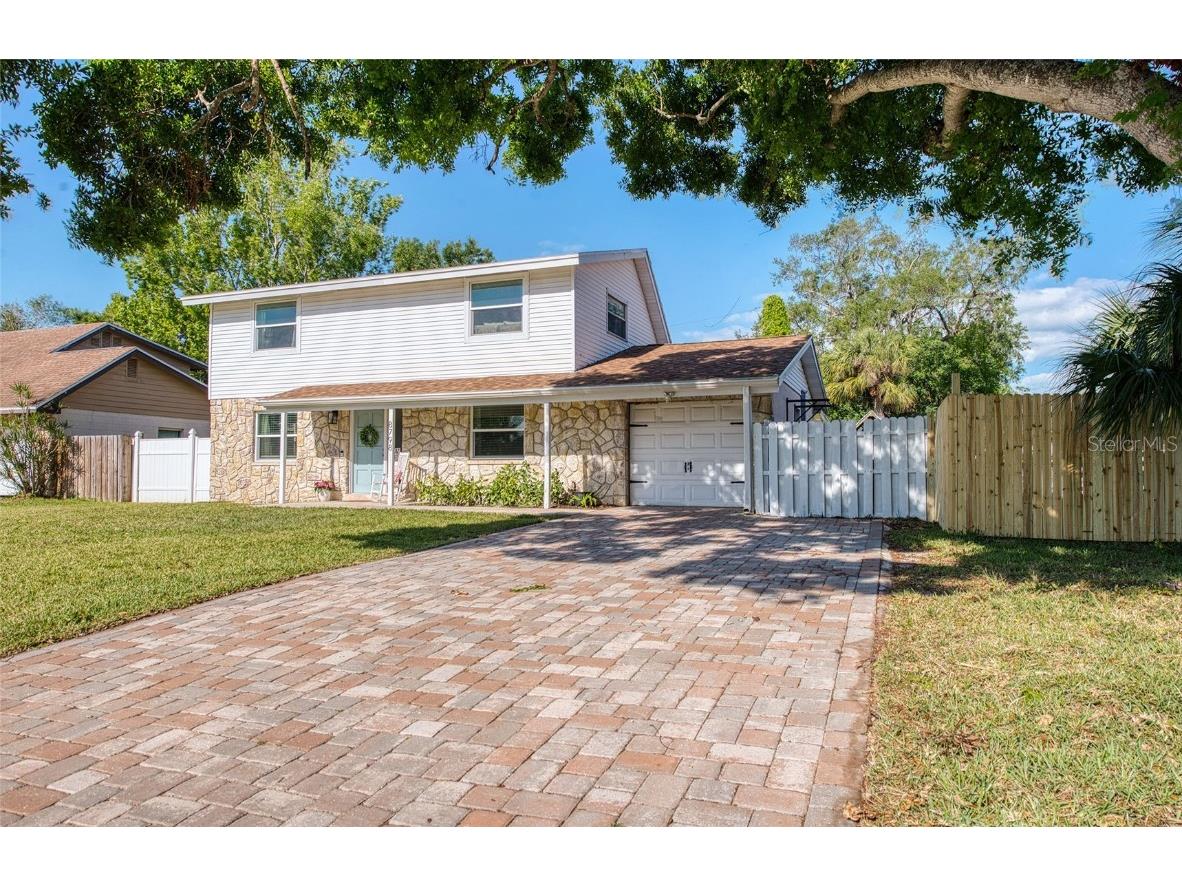 8798 94th Street Seminole FL 33777 TB8371988 image1