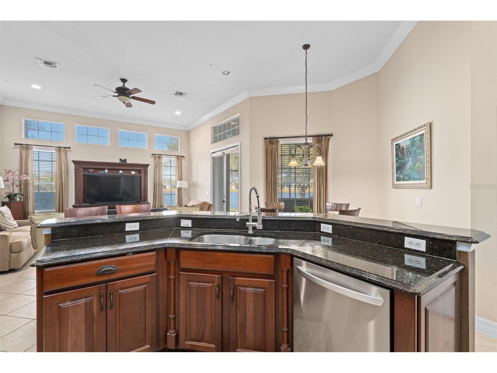 8798 Warwick Shore Crossing Orlando FL 32829 - VISTA LAKE O6384634 image14