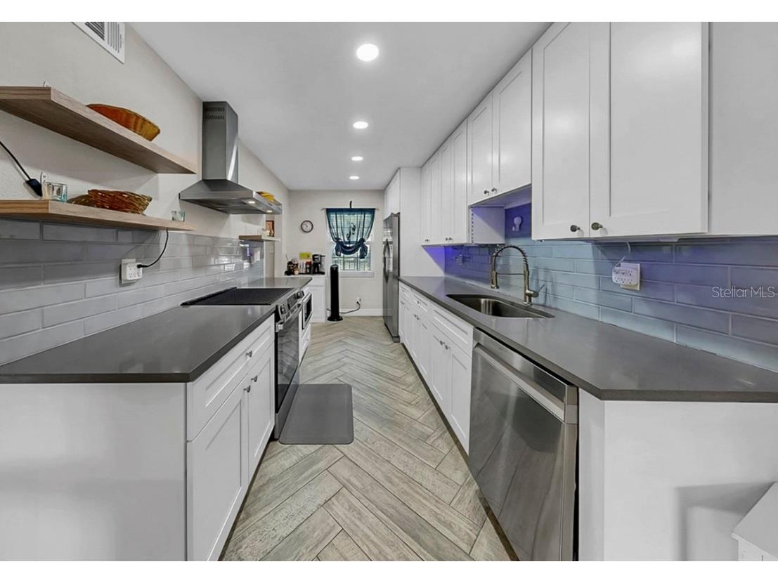 8799 Bardmoor Boulevard #205 Seminole FL 33777 TB8434761 image8