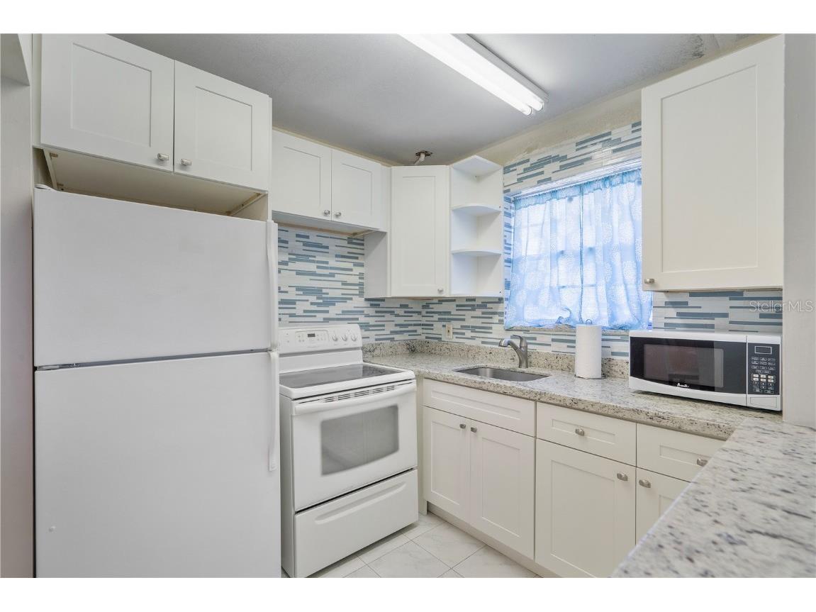 88 Markham E Deerfield Beach FL 33442 C7492405 image1