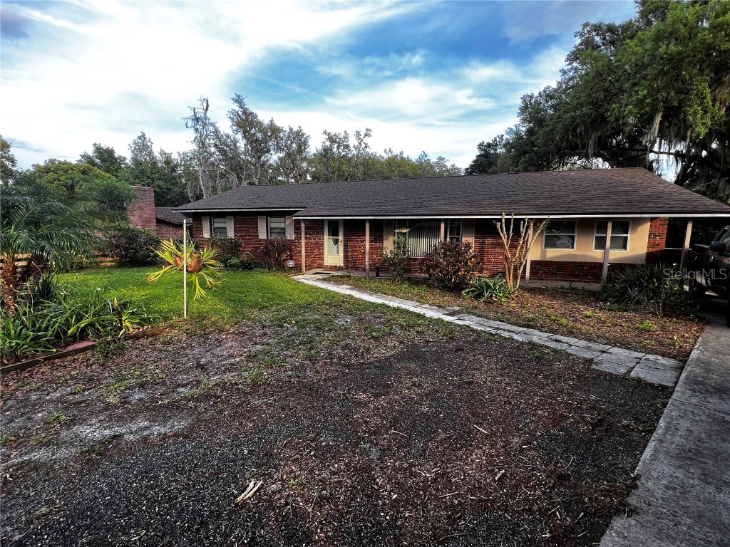 88 Melodie Ln Deland FL 32724 V4935679 image1