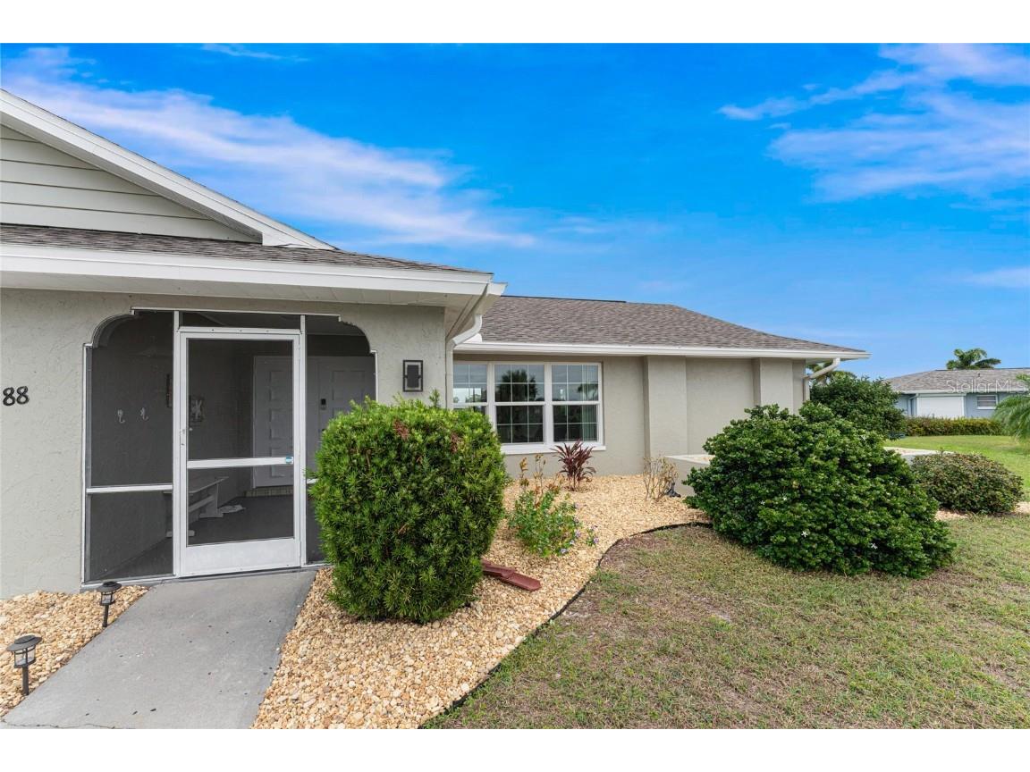 88 Oakland Hills Place Rotonda West FL 33947 O6349200 image2