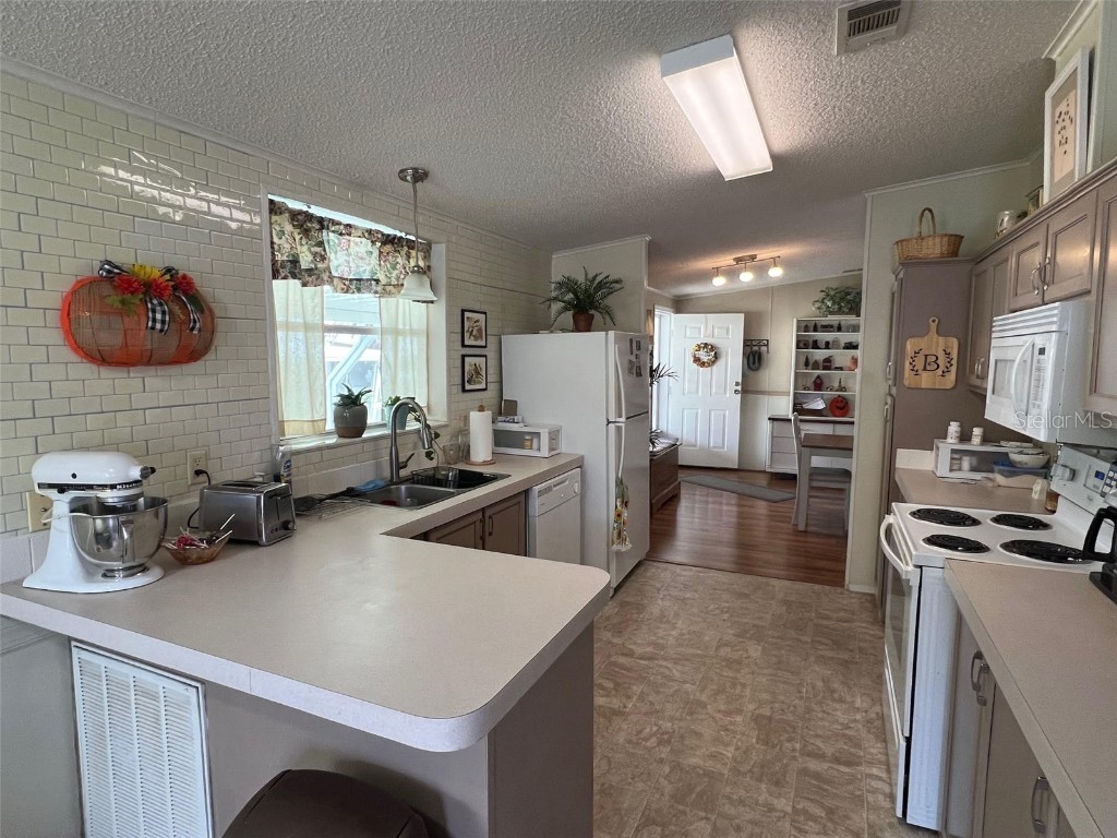 88 Pindo Palm Street W Largo FL 33770 TB8427522 image14