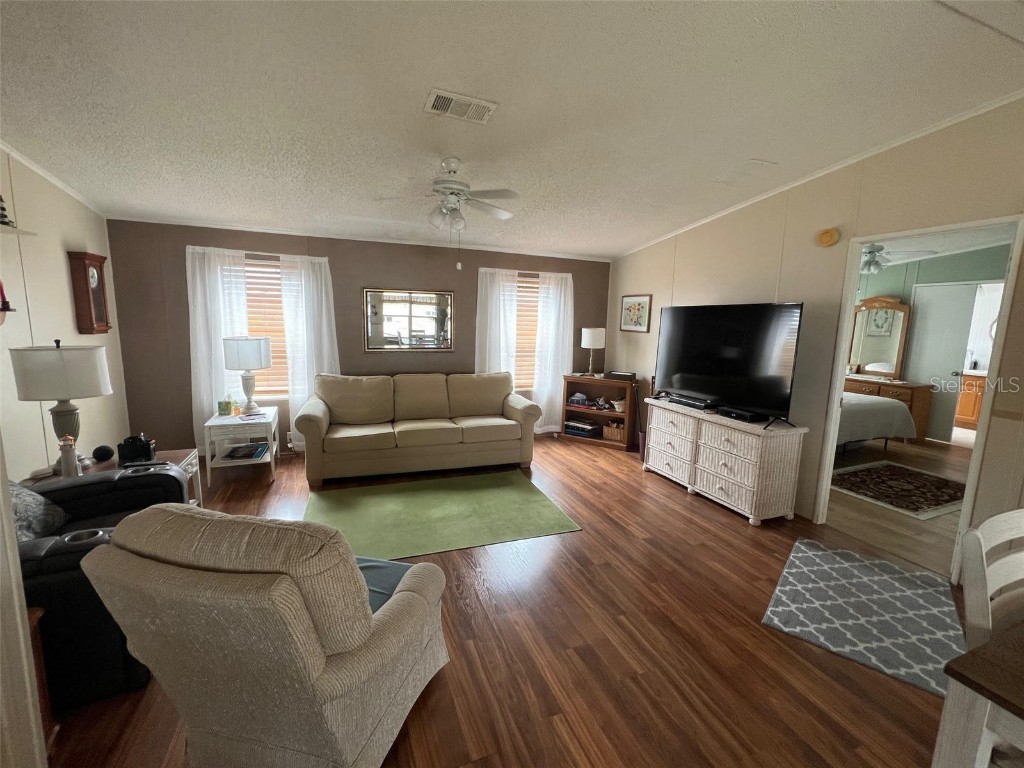 88 Pindo Palm Street W Largo FL 33770 TB8427522 image19