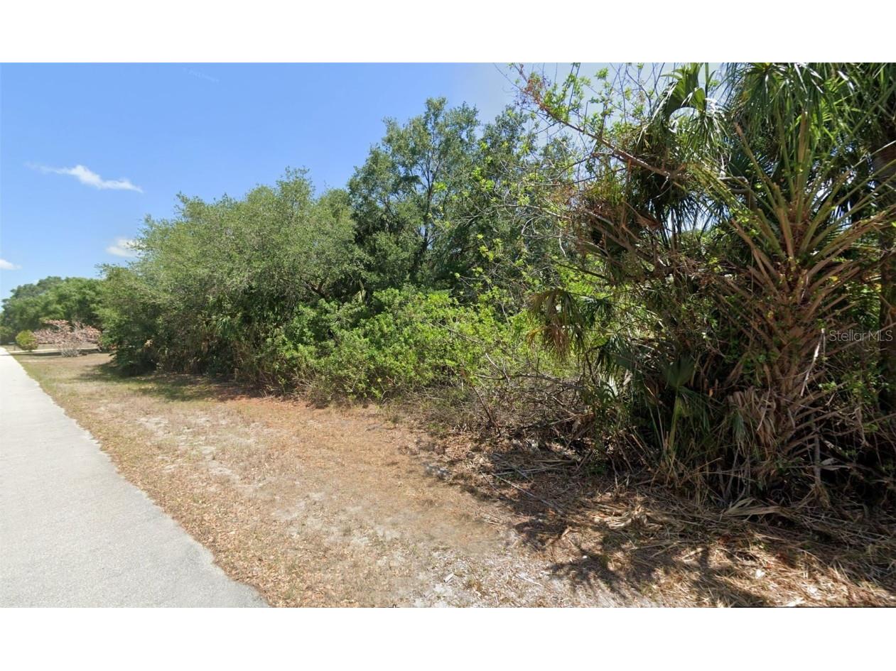 88 Rhett Drive Port Charlotte FL 33954 C7503145 image2