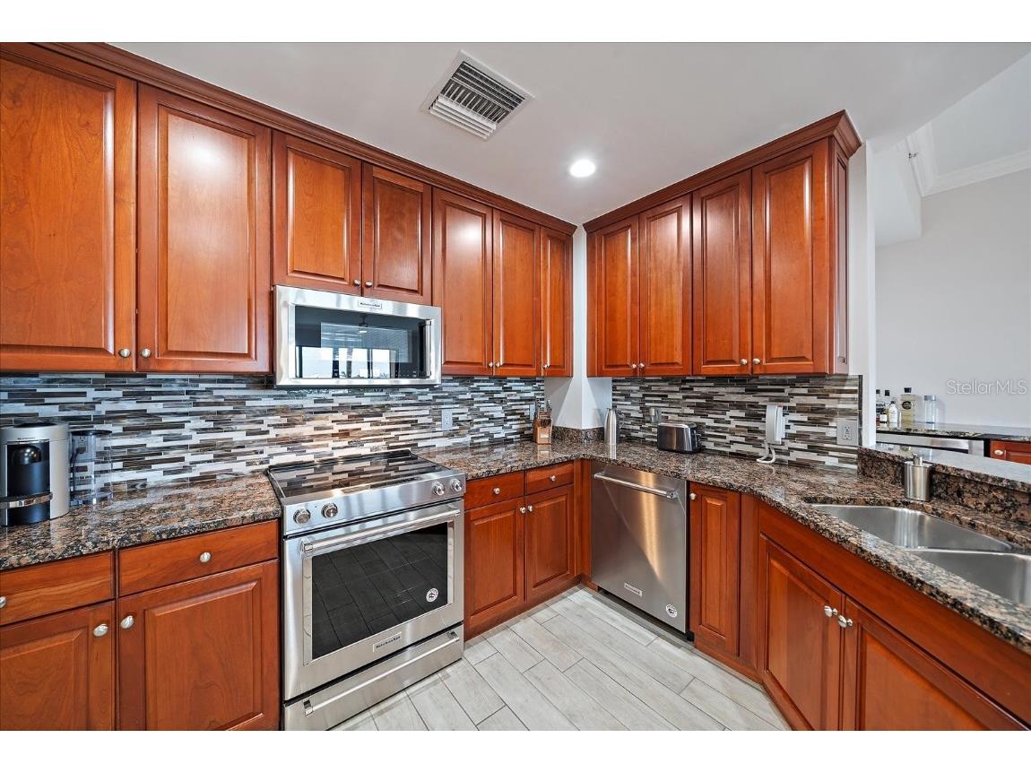 88 Vivante Boulevard #203 Punta Gorda FL 33950 A4654961 image13