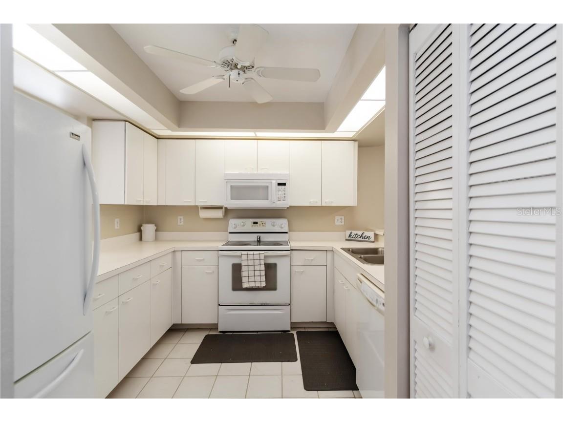 880 Bird Bay Drive W #201 Venice FL 34285 D6143165 image16