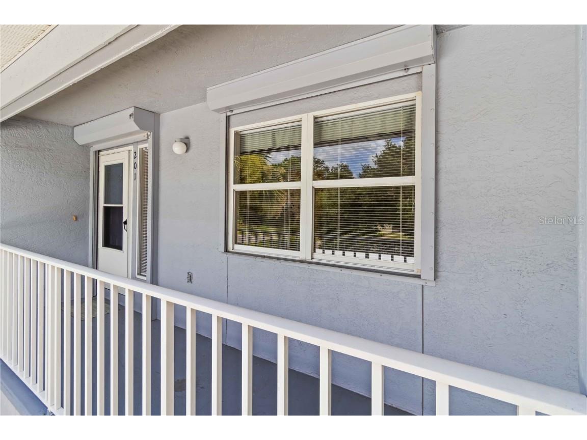 880 Bird Bay Drive W #201 Venice FL 34285 D6143165 image5