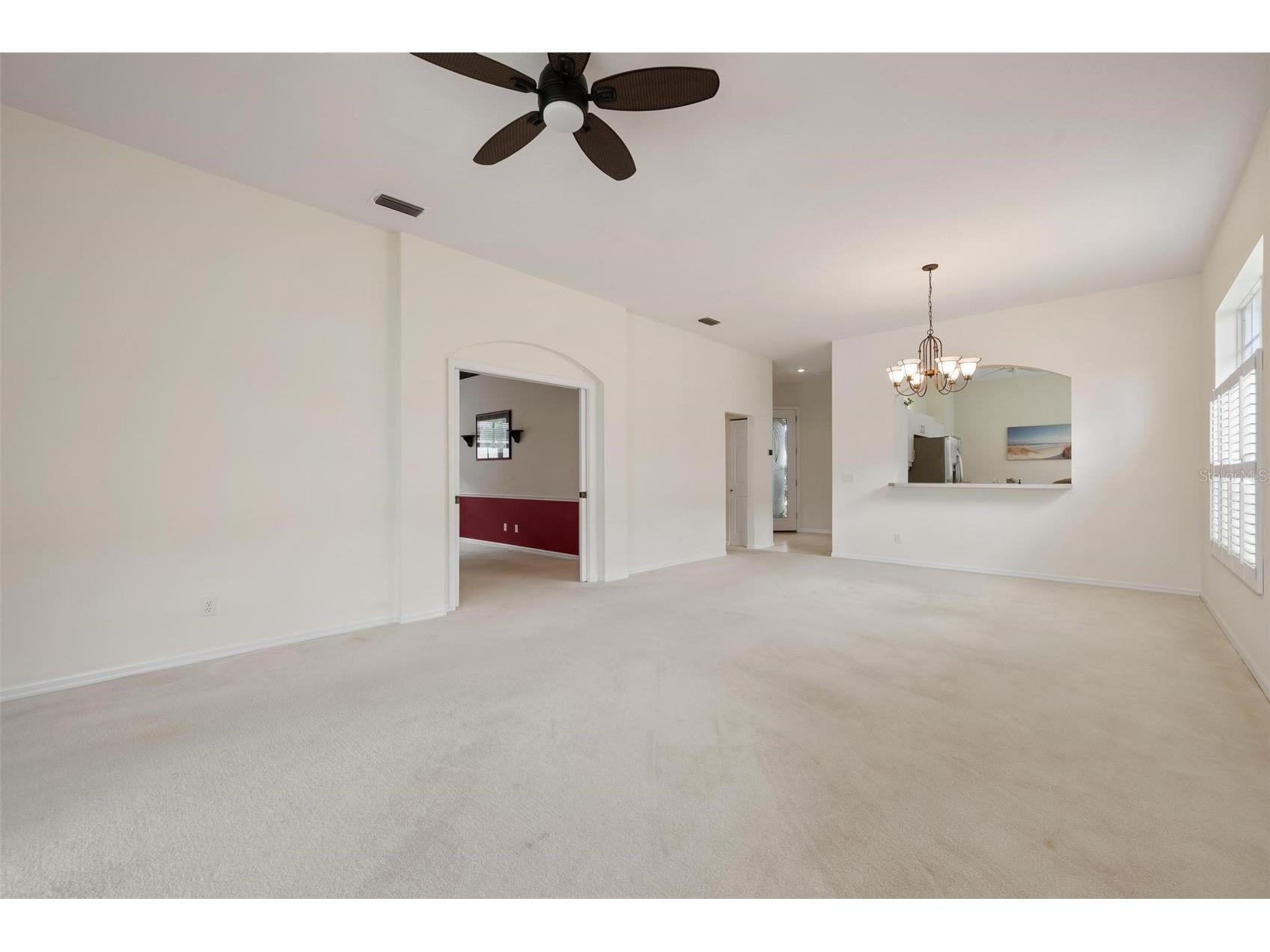 880 Chalmers Drive #880 Venice FL 34293 A4697237 image11