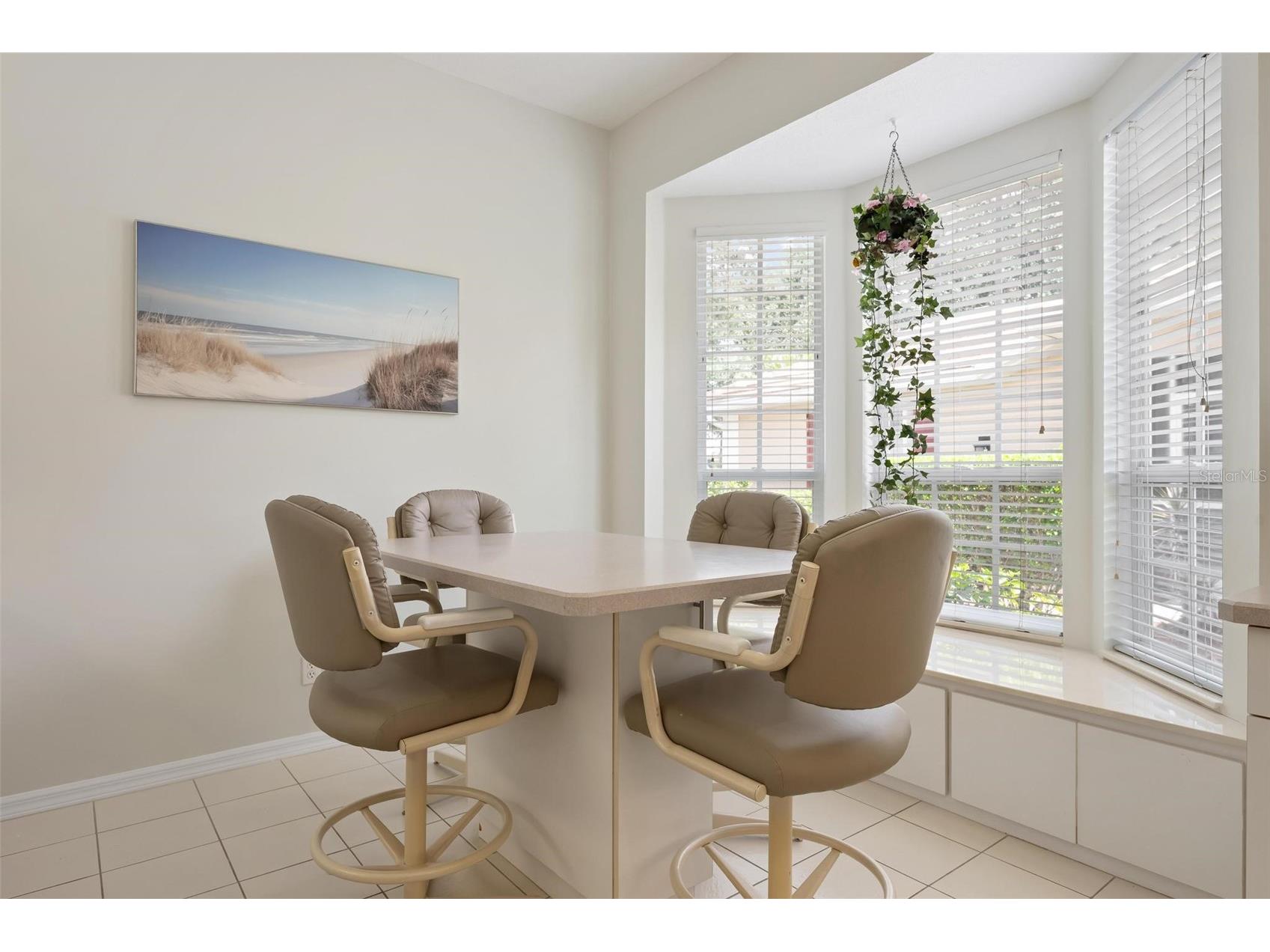 880 Chalmers Drive #880 Venice FL 34293 A4697237 image16