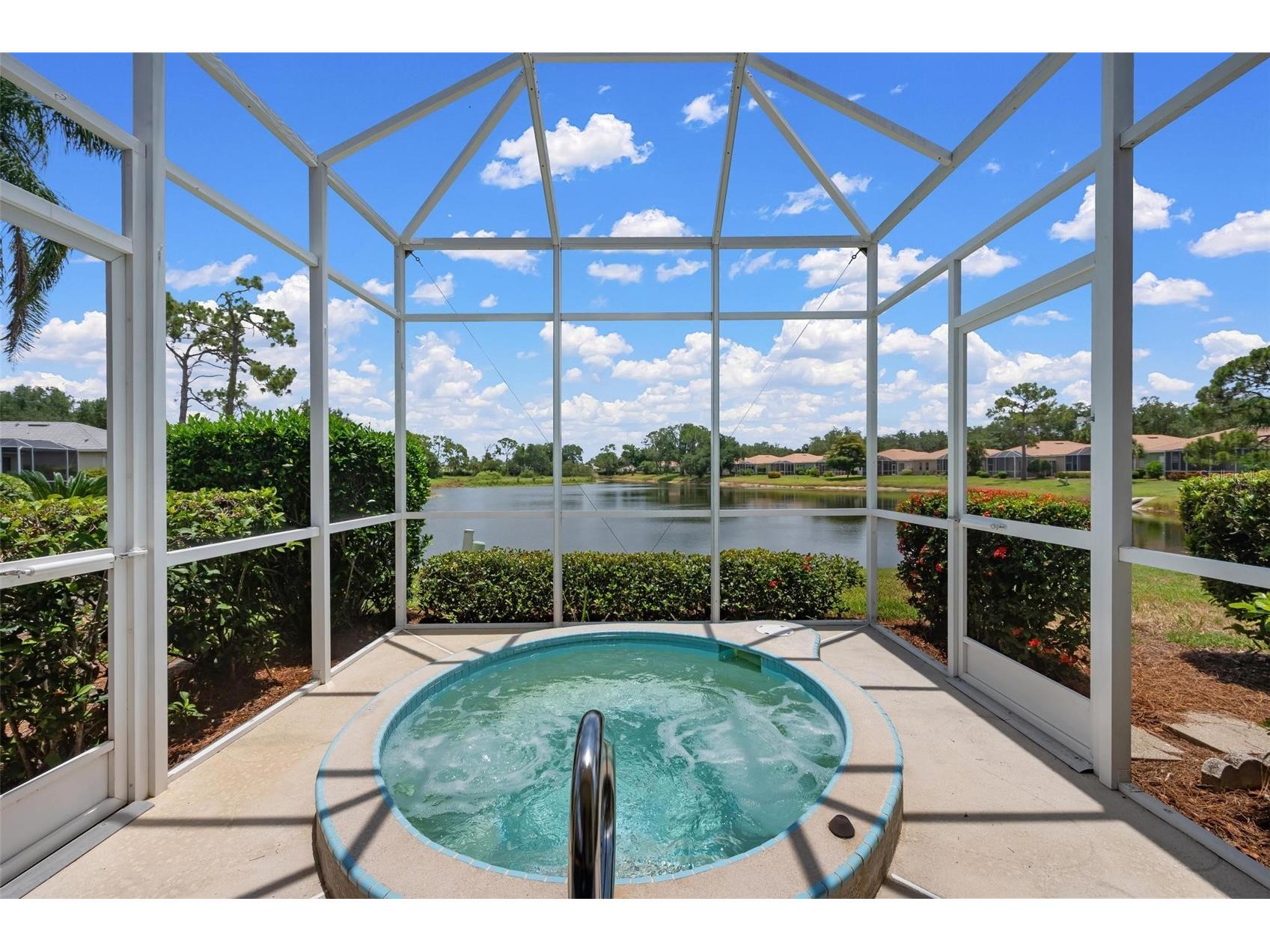 880 Chalmers Drive #880 Venice FL 34293 A4697237 image3