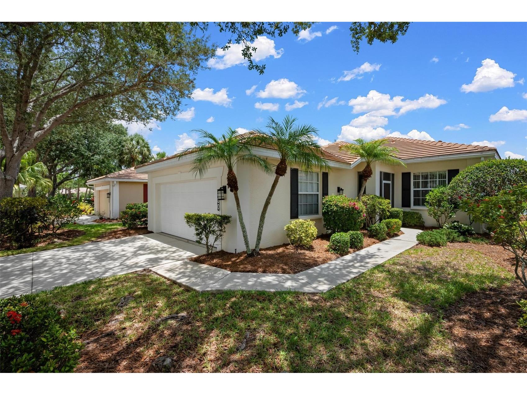 880 Chalmers Drive #880 Venice FL 34293 A4697237 image4