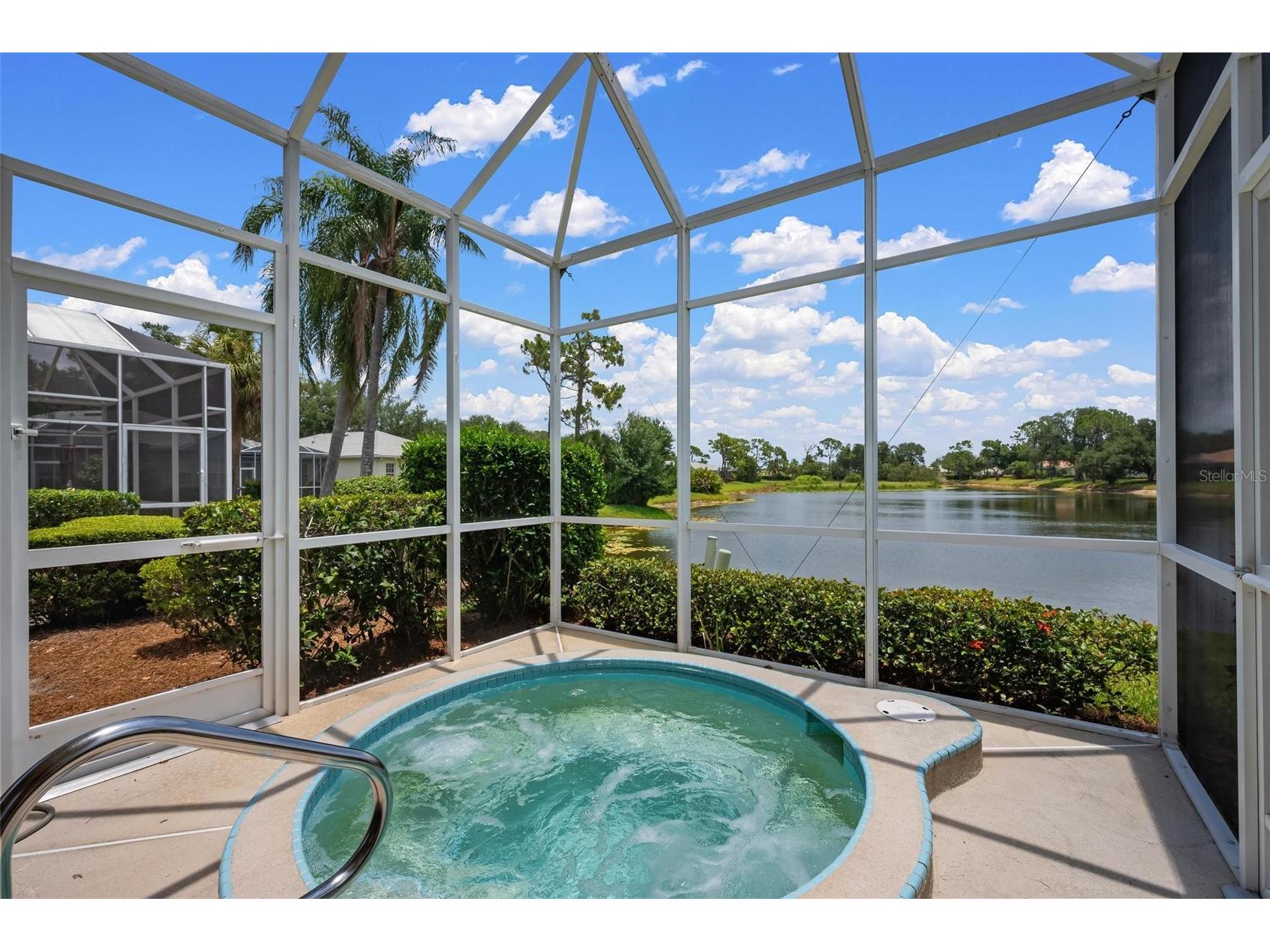 880 Chalmers Drive #880 Venice FL 34293 A4697237 image41