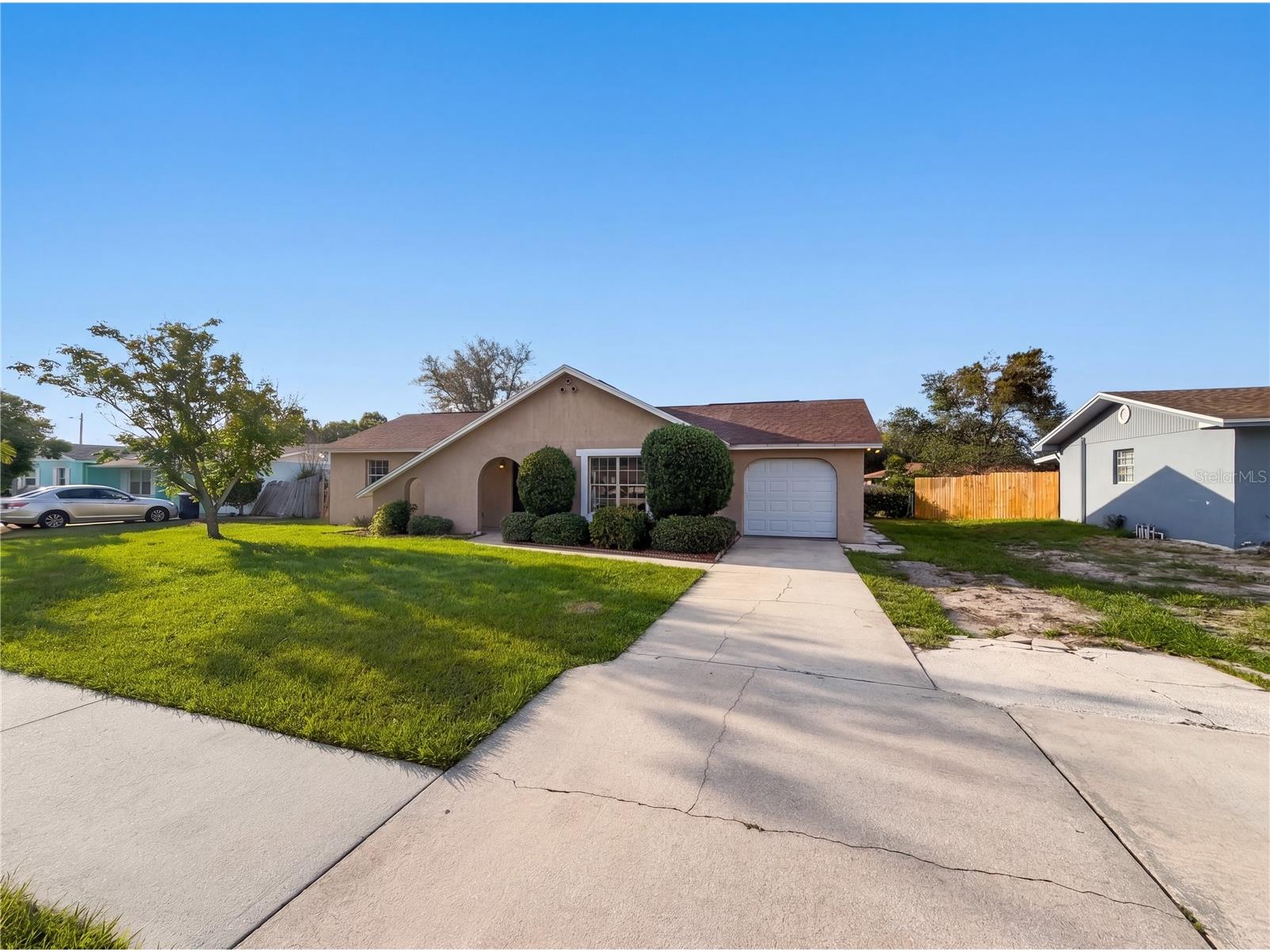 880 Fruitland Drive Deltona FL 32725 O6415149 image1