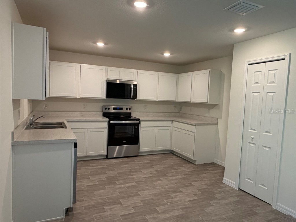 880 Hudson Valley Drive Poinciana FL 34759 C7512622 image3