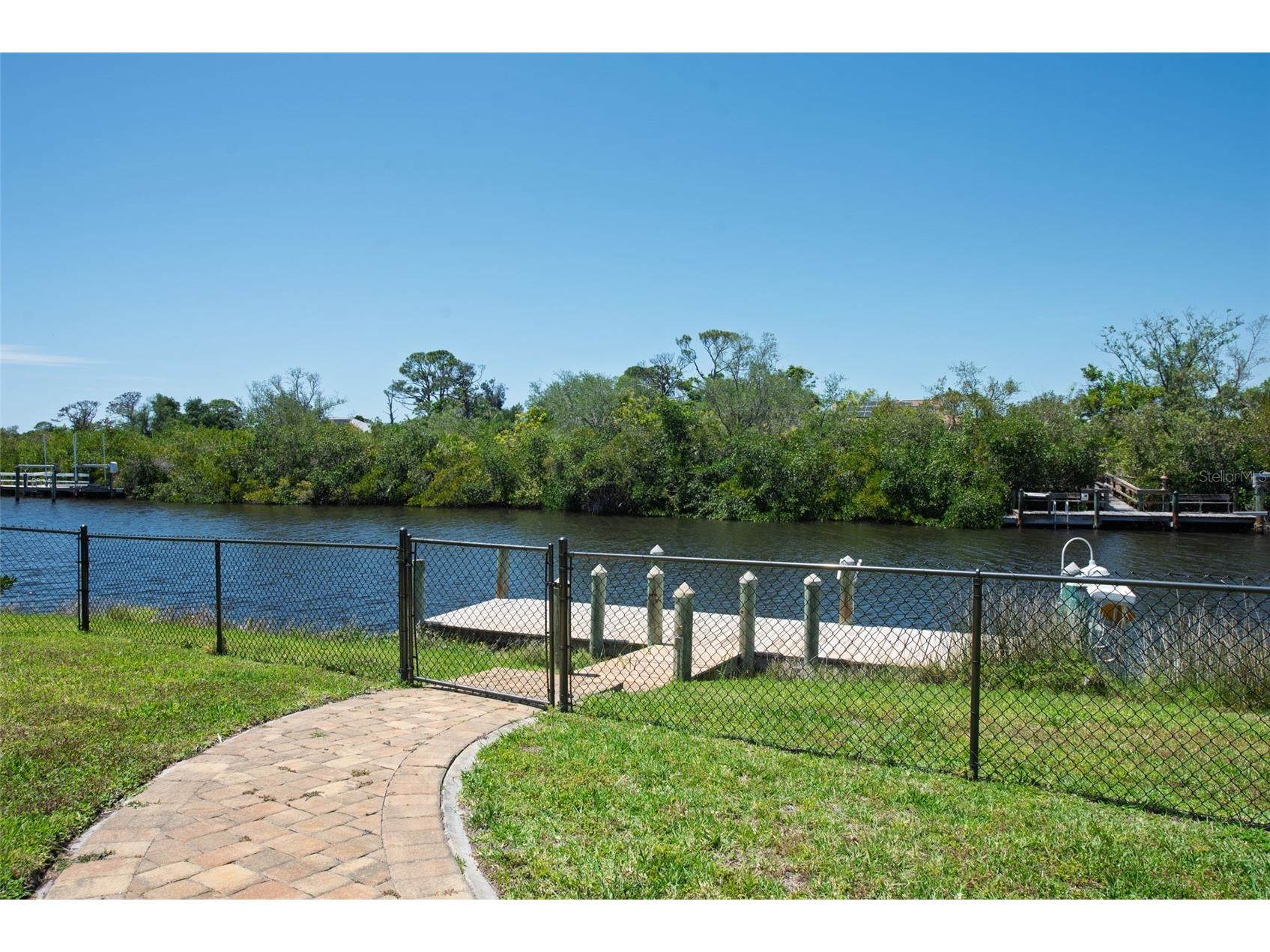 880 Lemon Bay Drive Venice FL 34293 - ALLIGATOR CREEK D6147121 image17