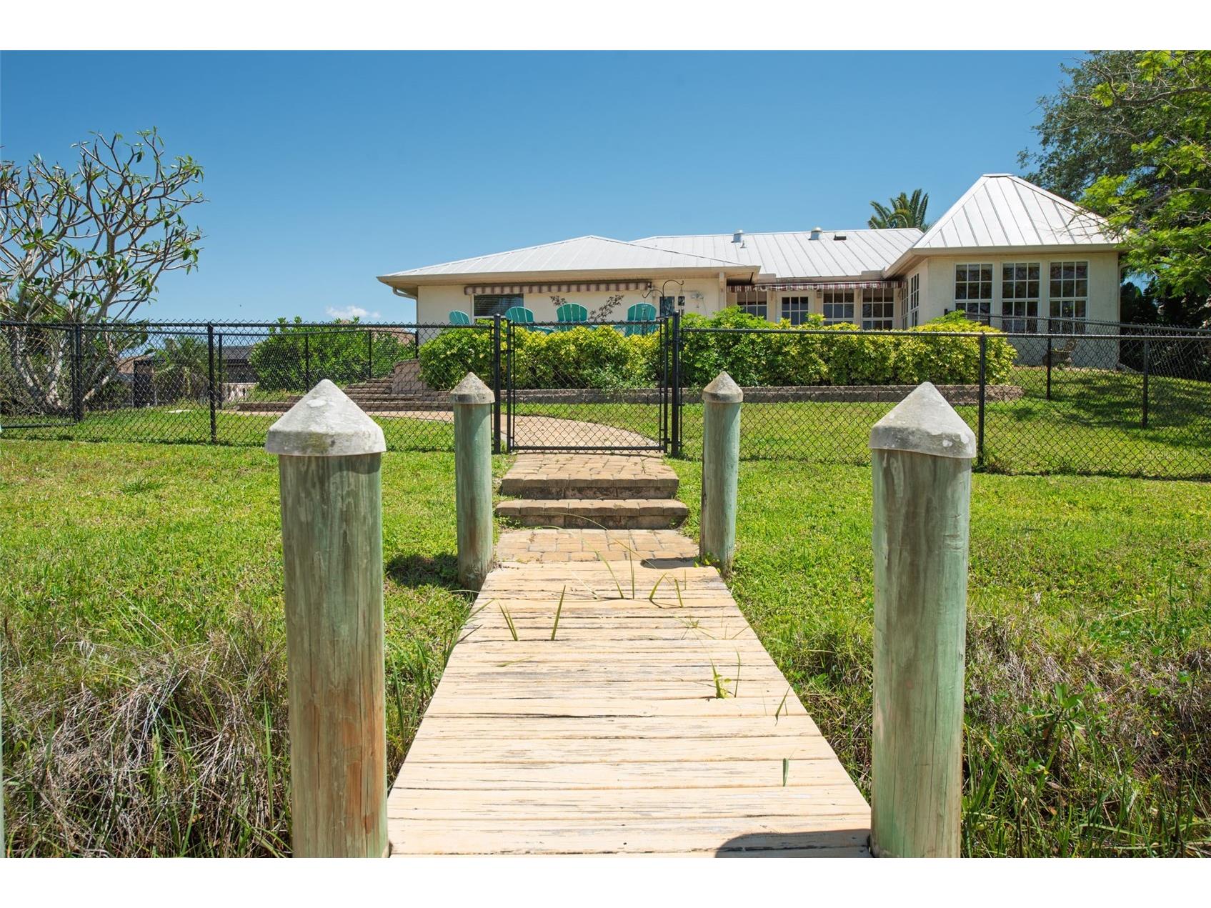 880 Lemon Bay Drive Venice FL 34293 - ALLIGATOR CREEK D6147121 image22