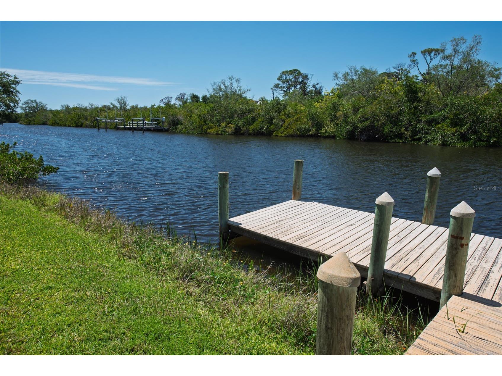 880 Lemon Bay Drive Venice FL 34293 - ALLIGATOR CREEK D6147121 image9
