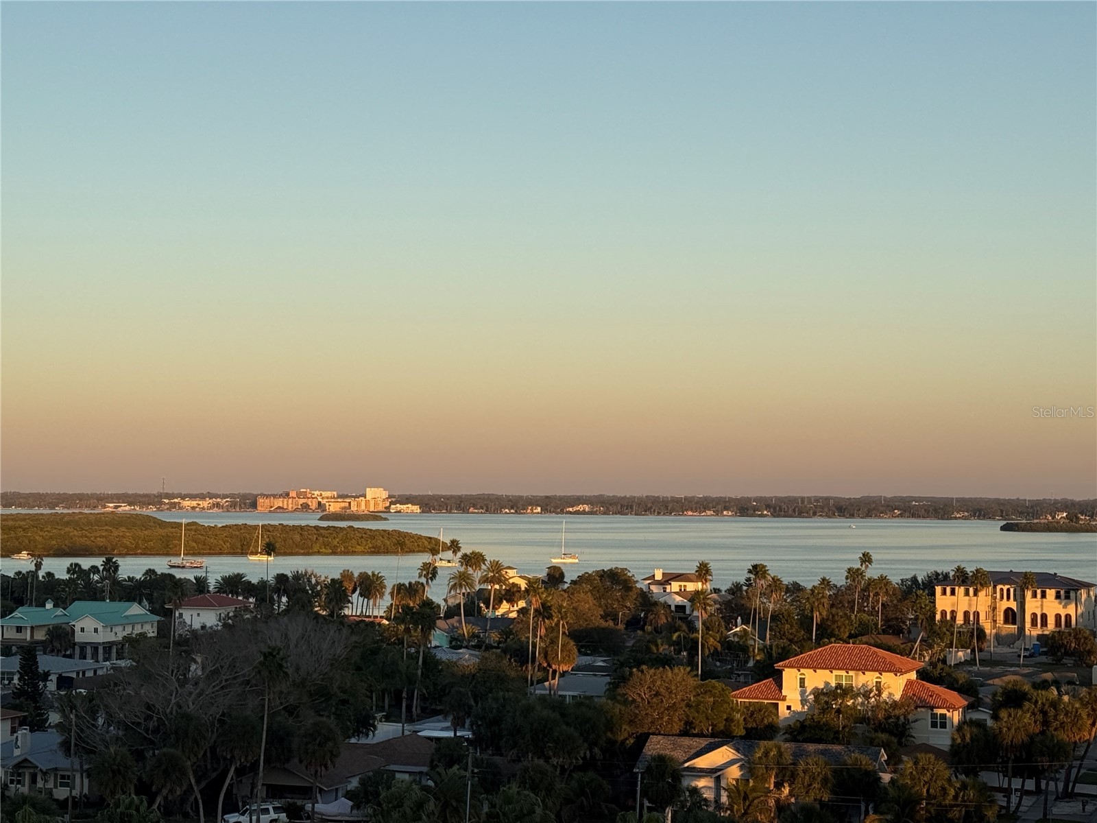 880 Mandalay Avenue #C808 Clearwater Beach FL 33767 - CLEARWATER BEACH TB8460023 image1
