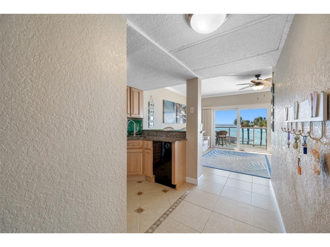 880 Mandalay Avenue #N207 Clearwater Beach FL 33767 TB8447029 image11