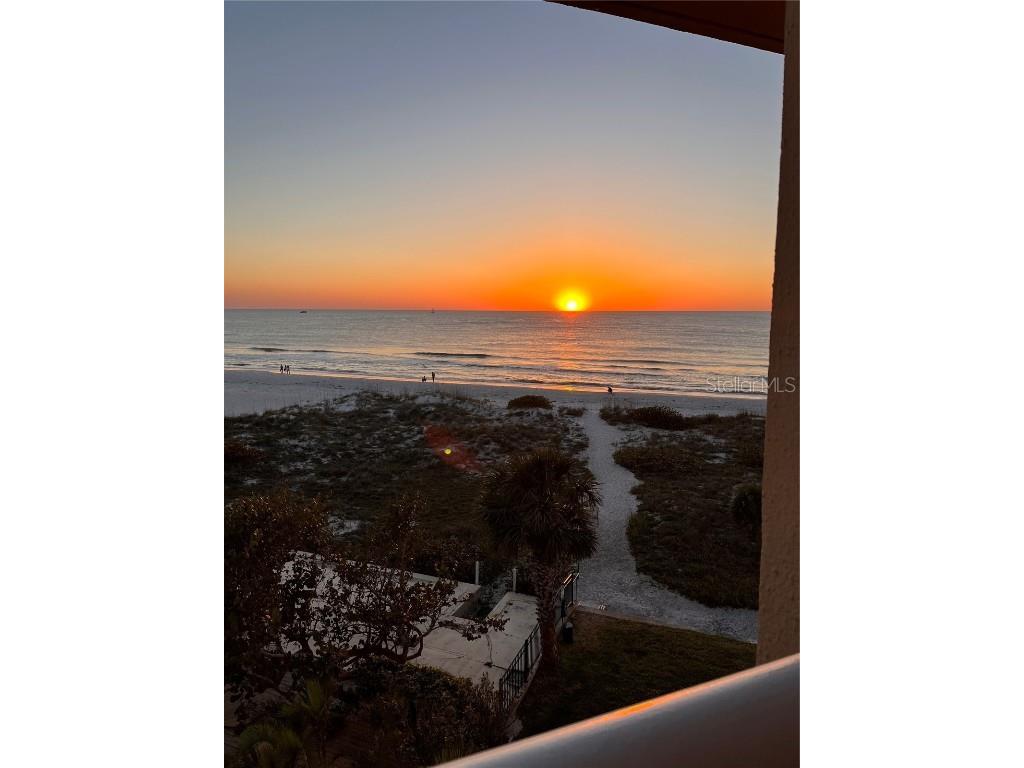 880 Mandalay Avenue #S302 Clearwater FL 33767 - GULF OF MEXICO U8191428 image1