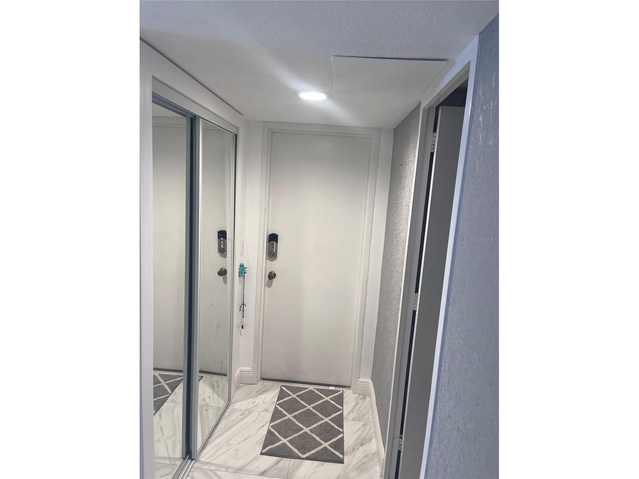 880 Mandalay Avenue #S302 Clearwater Beach FL 33767 TB8485846 image9