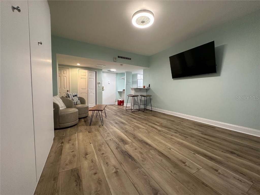 880 Mandalay Avenue #S404 Clearwater FL 33767 - GULF OF MEXICO U8225202 image8