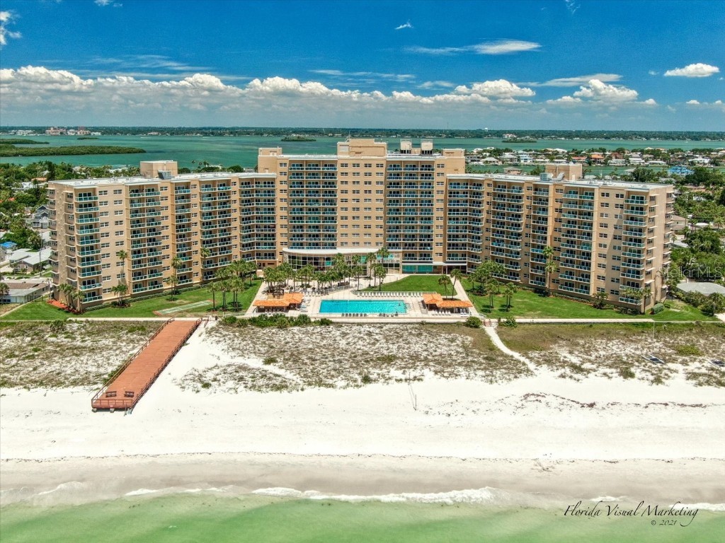 880 Mandalay Avenue #S611 Clearwater FL 33767 U8189942 image1