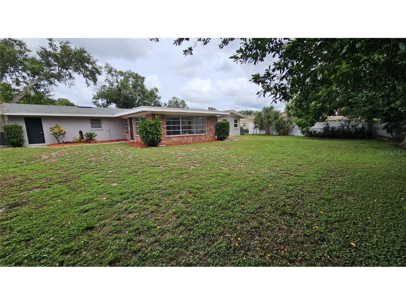 880 Oleander Drive SE Winter Haven FL 33880 P4936348 image22