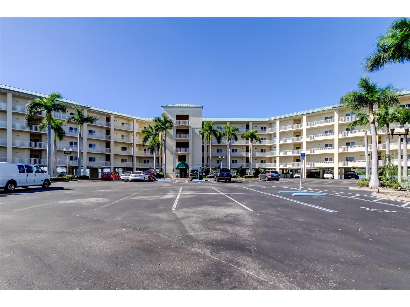 8800 Bay Pines Boulevard #220 Saint Petersburg FL 33709 TB8462598 image1