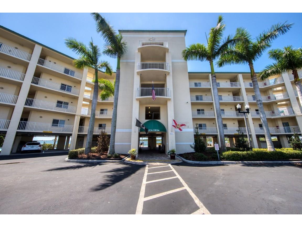 8800 Bay Pines Boulevard #302 Saint Petersburg FL 33709 U8197630 image1