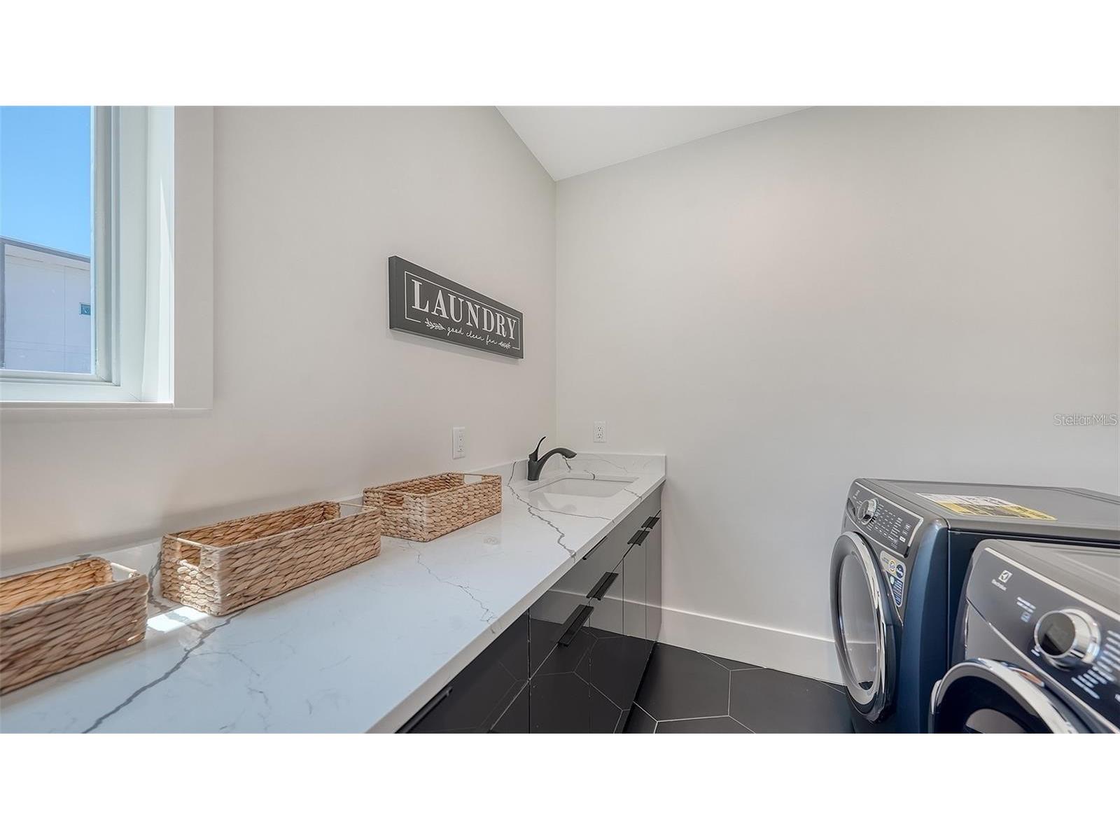 8800 Midnight Pass Road Sarasota FL 34242 A4682100 image36