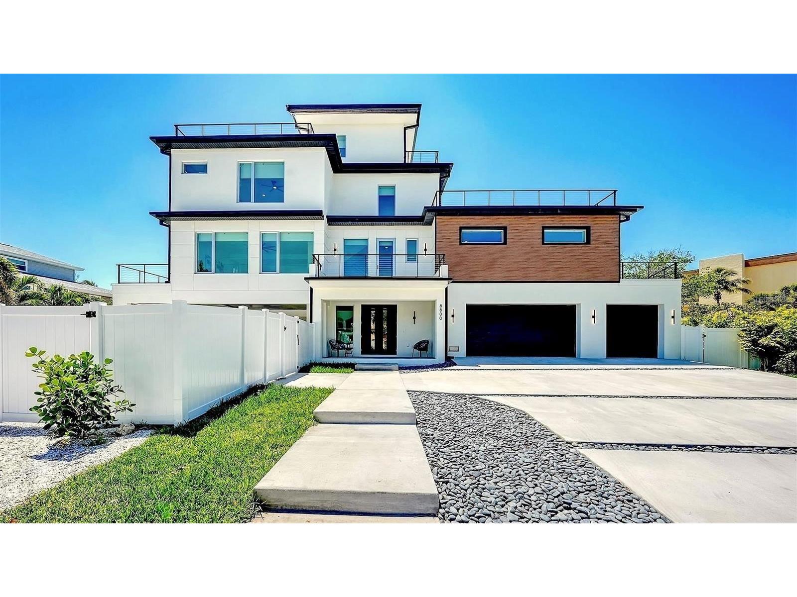 8800 Midnight Pass Road Sarasota FL 34242 A4697104 image1