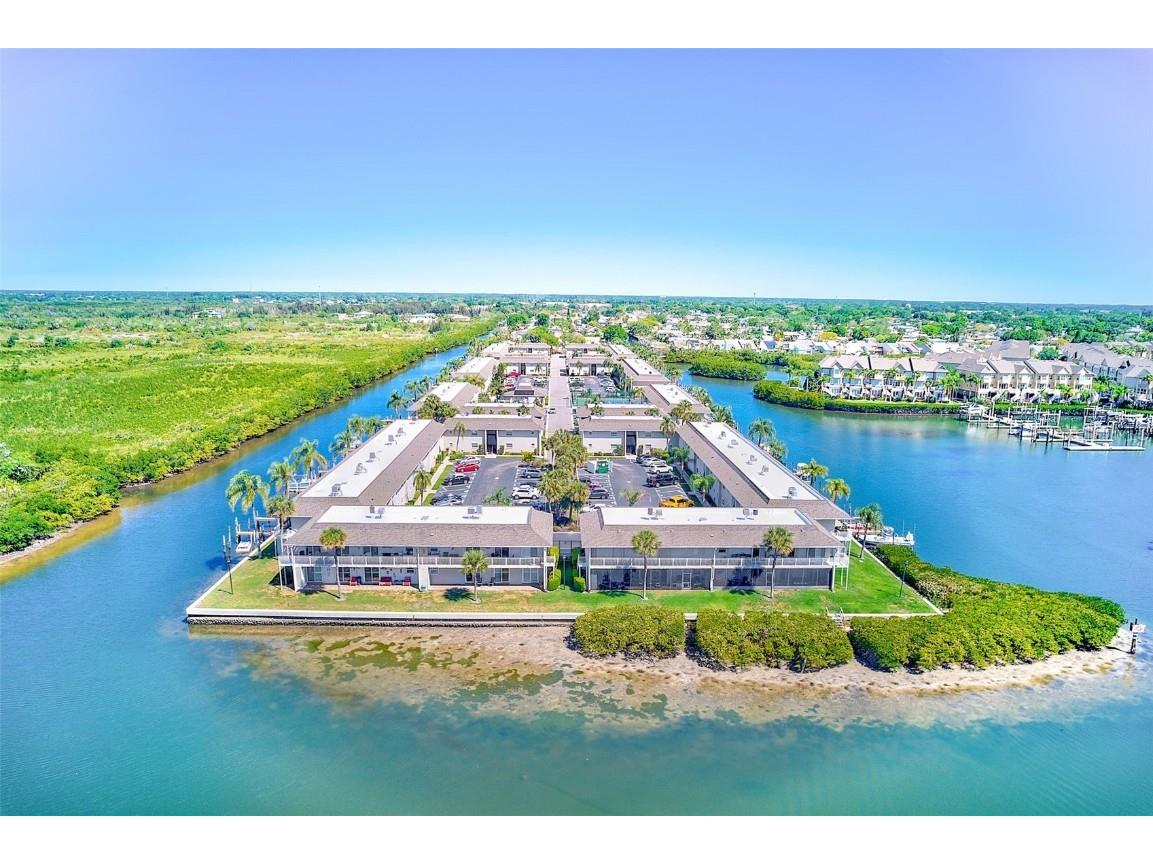 8801 Bay Pointe Drive #102 Tampa FL 33615 - TAMPA BAY TB8457024 image36