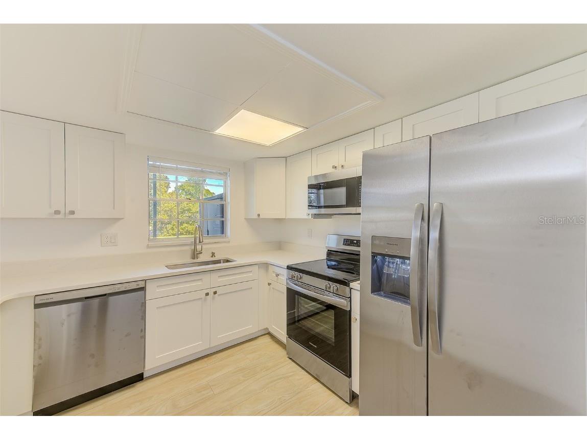 8801 Bay Pointe Drive #102 Tampa FL 33615 - TAMPA BAY TB8457024 image8