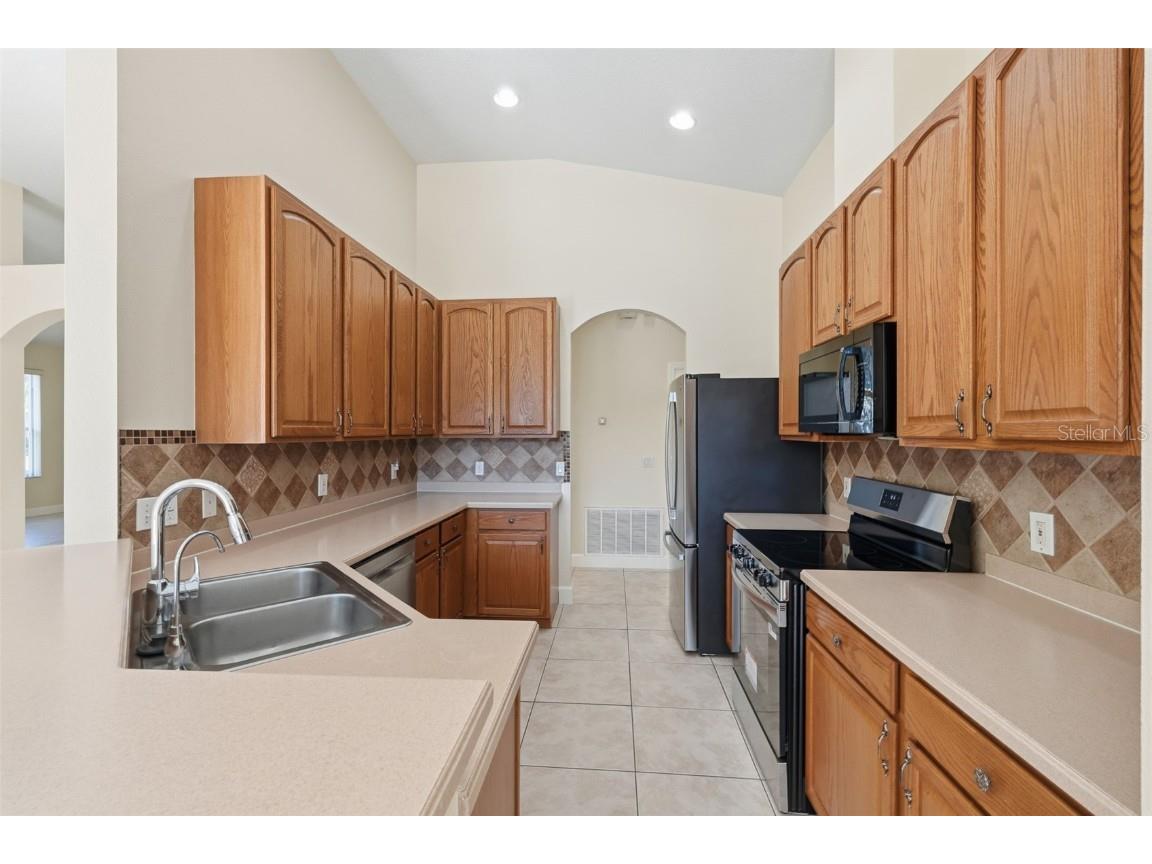 8801 Riverscape Way Tampa FL 33635 TB8444475 image31