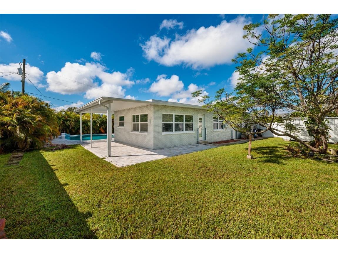 8801 Sunlit Cove Drive NE Saint Petersburg FL 33702 TB8433466 image10