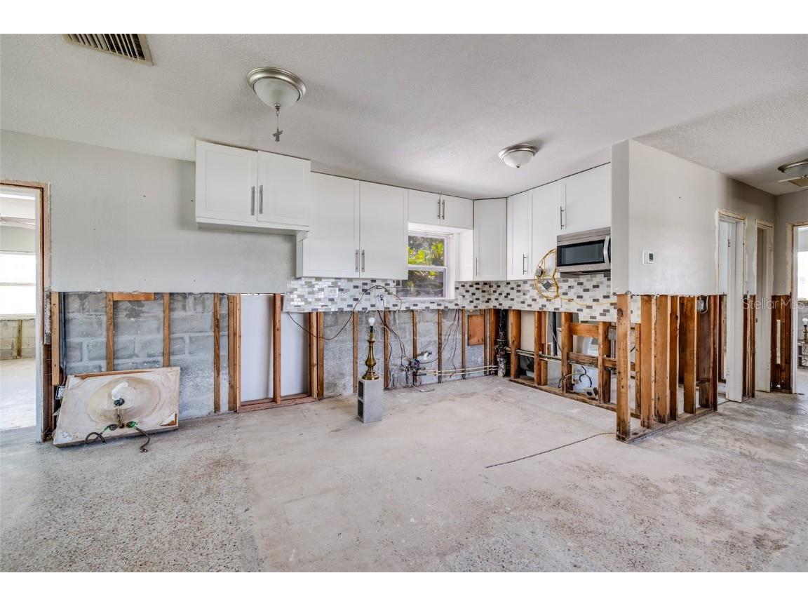 8801 Sunlit Cove Drive NE Saint Petersburg FL 33702 TB8433466 image14