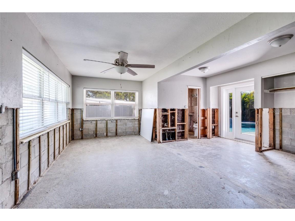 8801 Sunlit Cove Drive NE Saint Petersburg FL 33702 TB8433466 image16