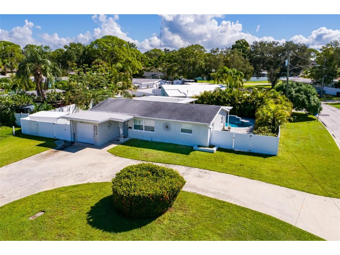 8801 Sunlit Cove Drive NE Saint Petersburg FL 33702 TB8433466 image27