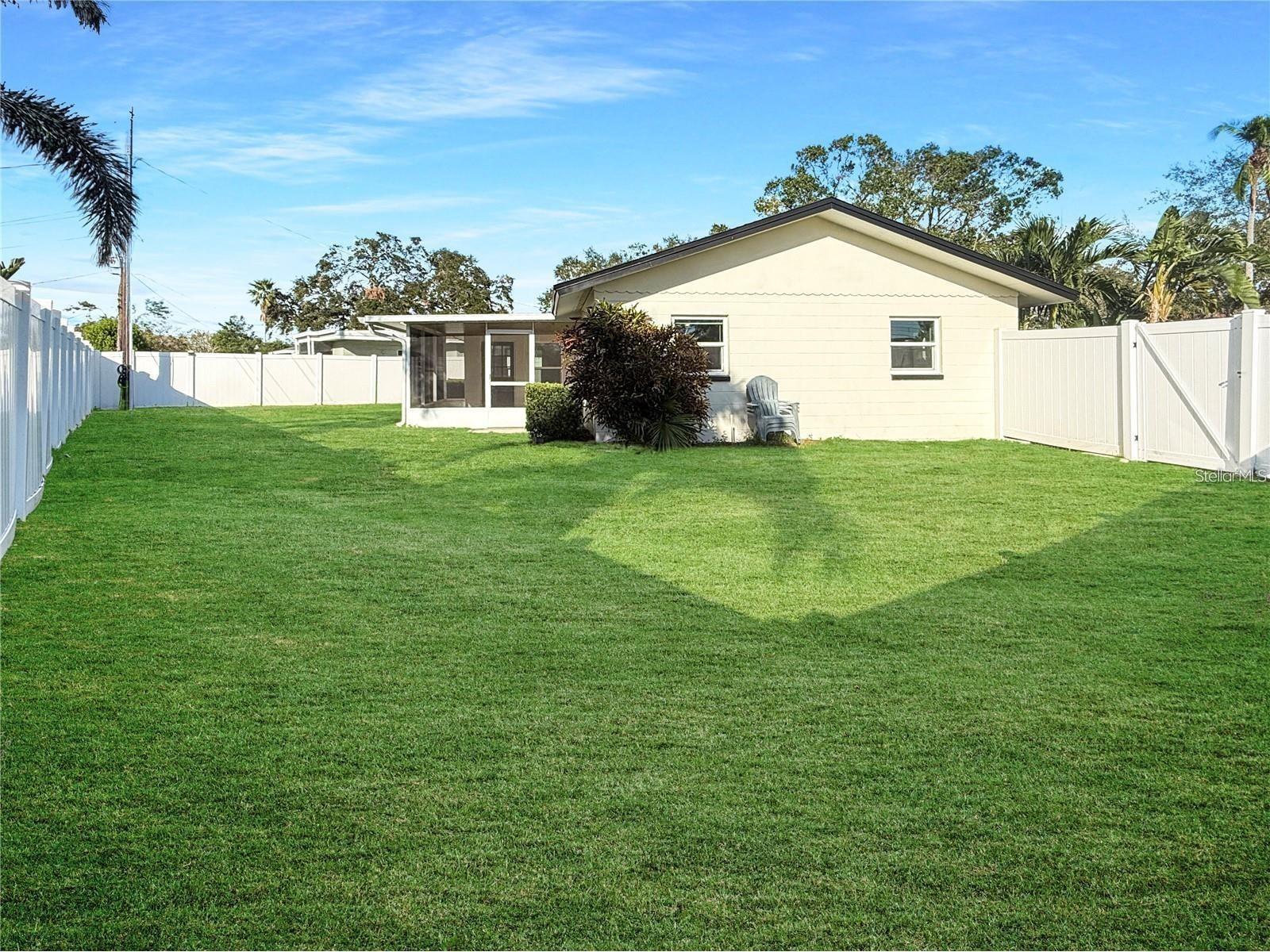 8802 109th Lane Seminole FL 33772 TB8514901 image15