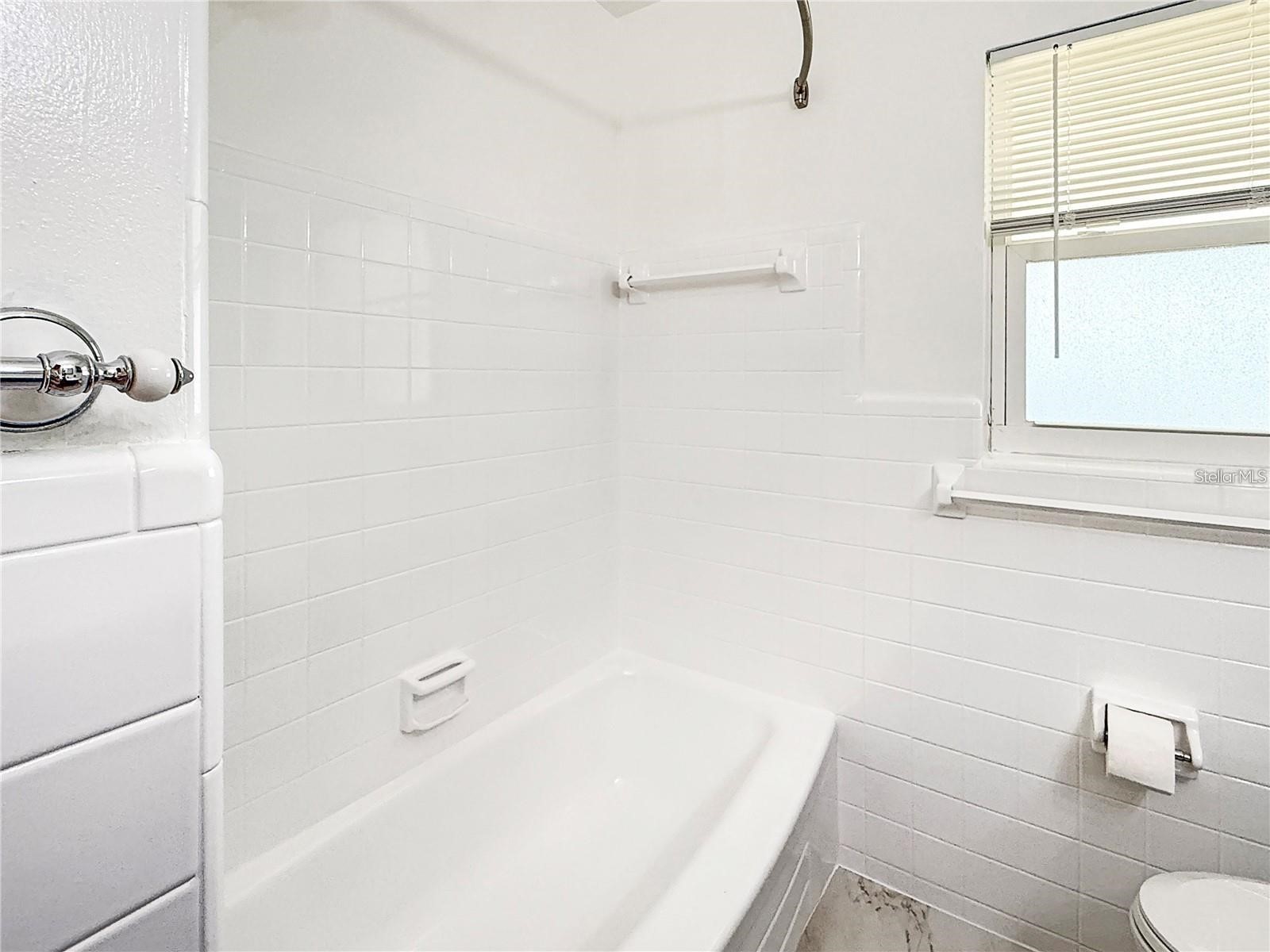 8802 109th Lane Seminole FL 33772 TB8514901 image7