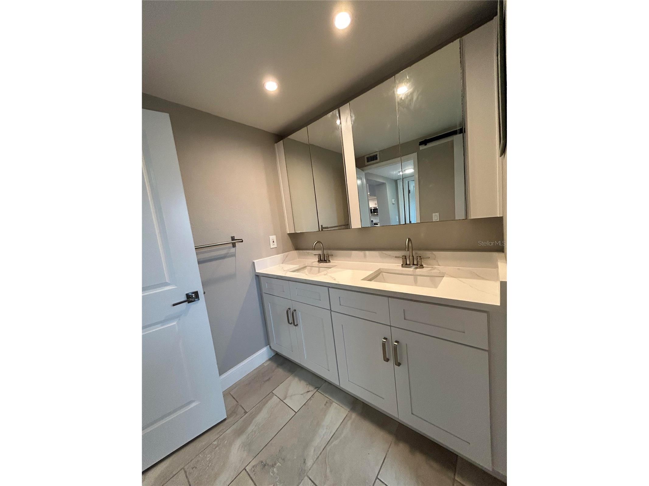 8802 Bay Pointe Drive #102 Tampa FL 33615 - TAMPA BAY O6388747 image21