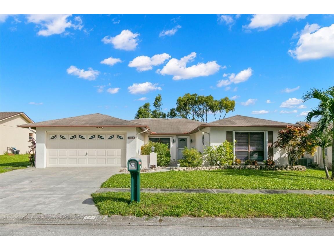 8802 Martinique Lane Port Richey FL 34668 TB8321859 image1