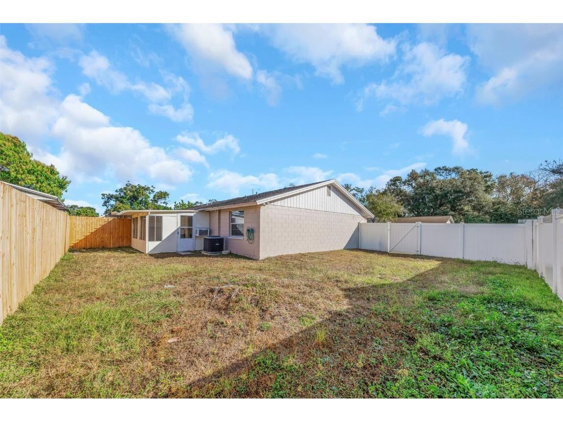 8804 Briar Hollow Court Tampa FL 33634 TB8456069 image2